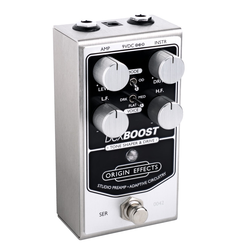 DCX Boost 측면 패널 뷰
