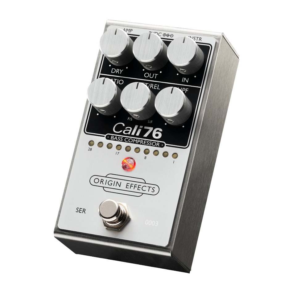 Origin Effects Cali76 Bass Compressor 메인 대표 이미지