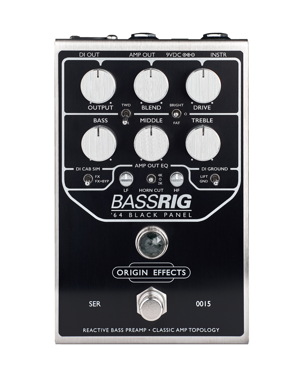 BassRIG '64 Black Panel 측면 입력 및 DI 단자 클로즈업
